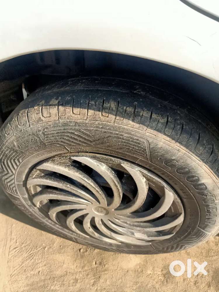 Maruti Suzuki Dzire 2013 Diesel 200000 Km Driven
