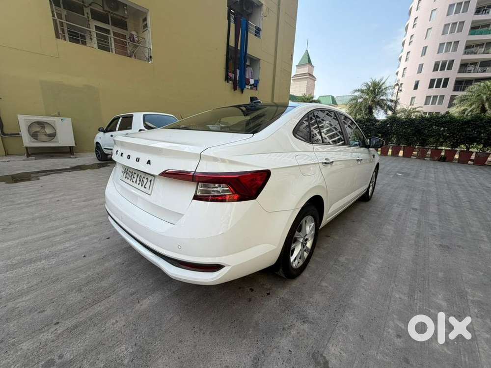 Skoda Slavia 2022 Petrol In Warranty