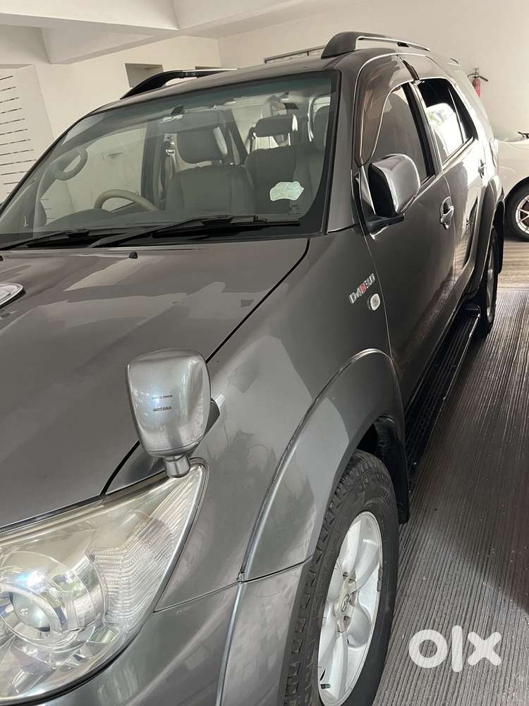 Toyota Fortuner 3.0 4x4 Manual, 2011, Diesel