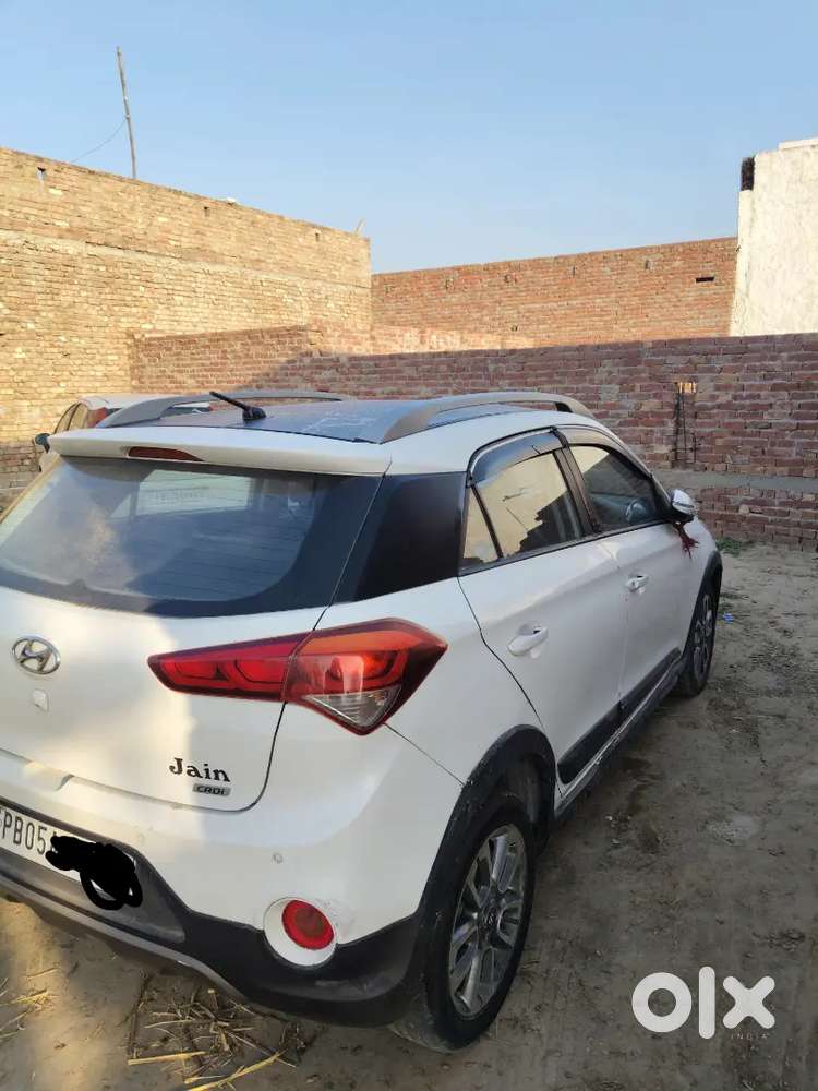 Hyundai I20 Active 2015 Diesel 110000 Km Driven