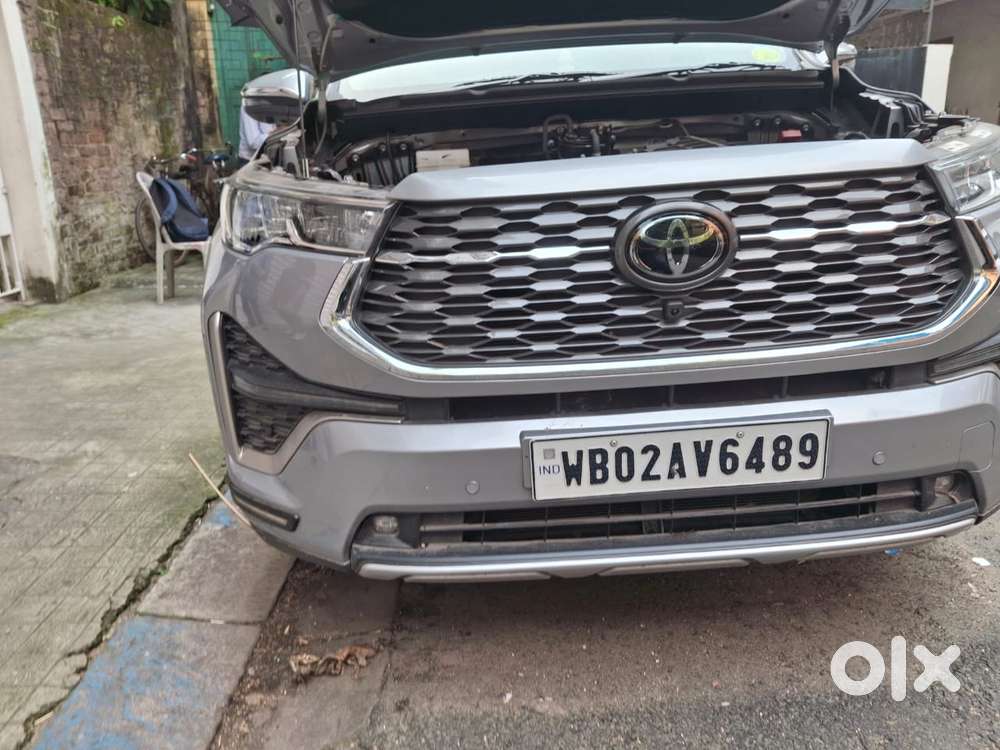 Toyota Innova Hycross 2.0 Zx Hybrid 7 Str, 2024, Cng & Hybrids