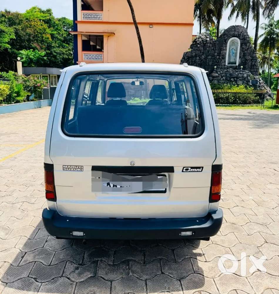 Maruti Suzuki Omni 2014