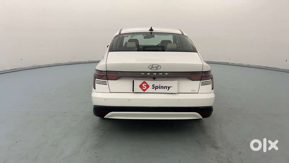 Hyundai Verna 1.5 Sx Petrol Mt, 2024, Petrol
