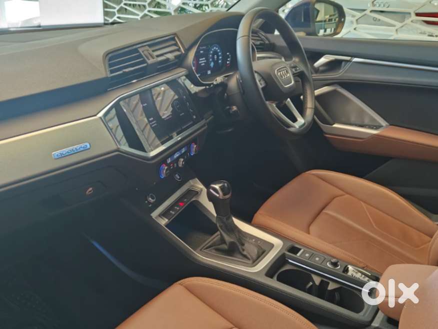 Audi Q3 40 Tfsi Premium Plus, 2024, Petrol