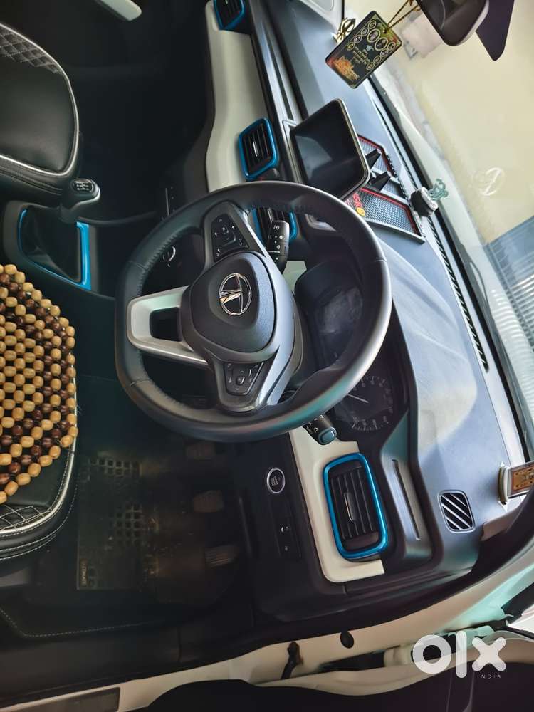 Tata Punch Creative, 2023, Petrol