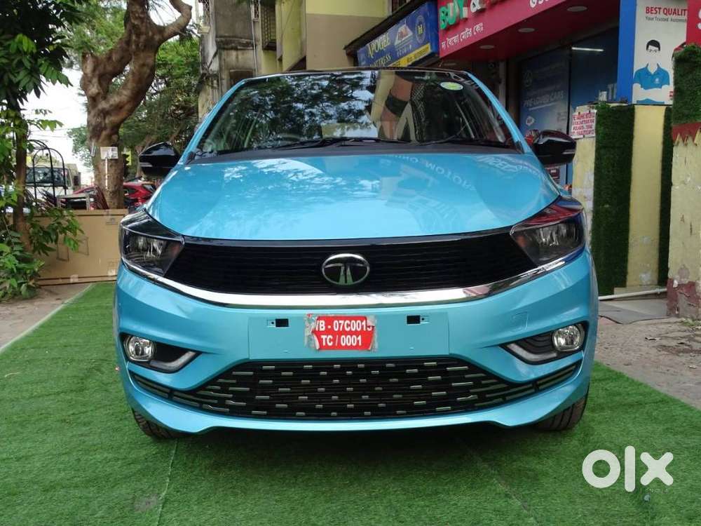 Tata Tiago 1.05 Revotorq Xz Plus Dualtone, 2025, Petrol