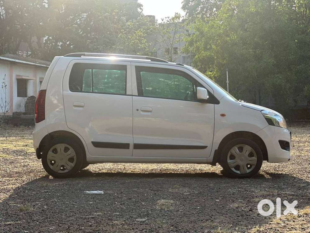 Maruti Suzuki Wagon R Vxi Amt Opt, 2016, Petrol