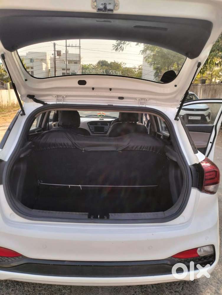 Hyundai I20 Sportz 1.2 Bs-iv, 2020, Petrol