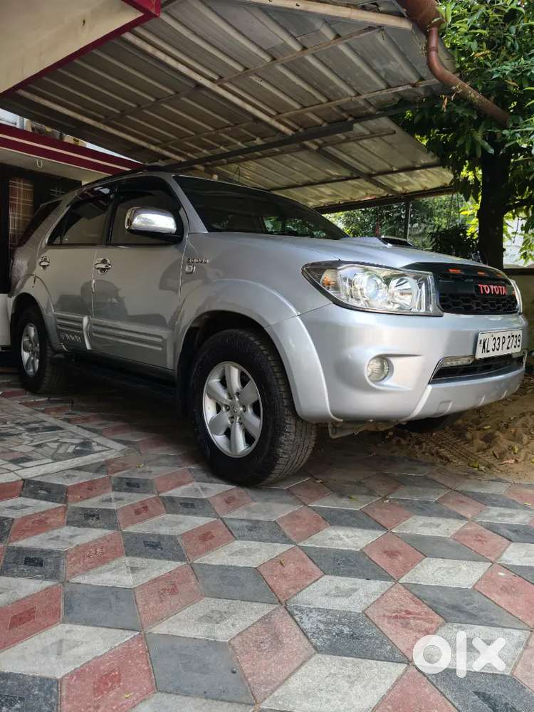 Toyota Fortuner 2011 Diesel Well Maintained