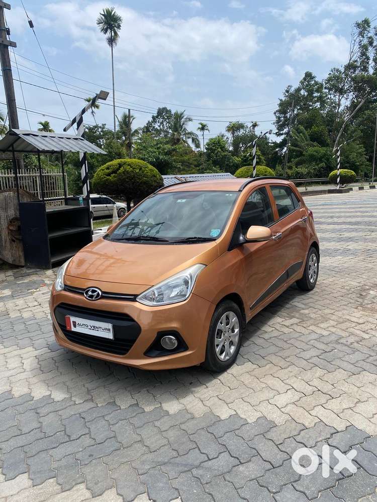 Hyundai Grand I10 Sportz, 2013, Petrol