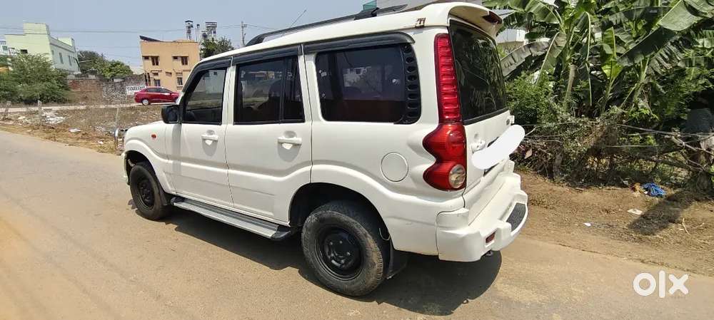 Mahindra Scorpio 2011