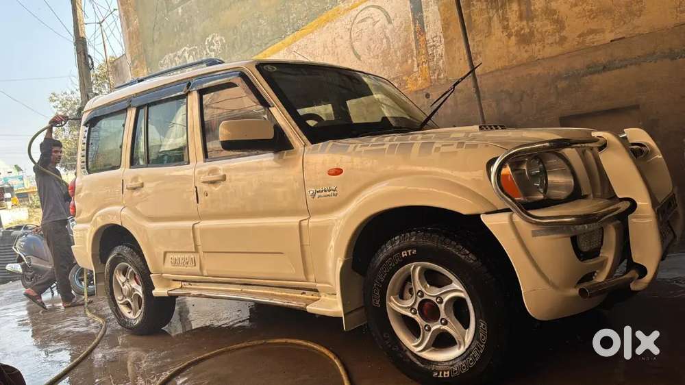 Mahindra Scorpio Vlx 2.2 Diesel (top End Model). 789 Number