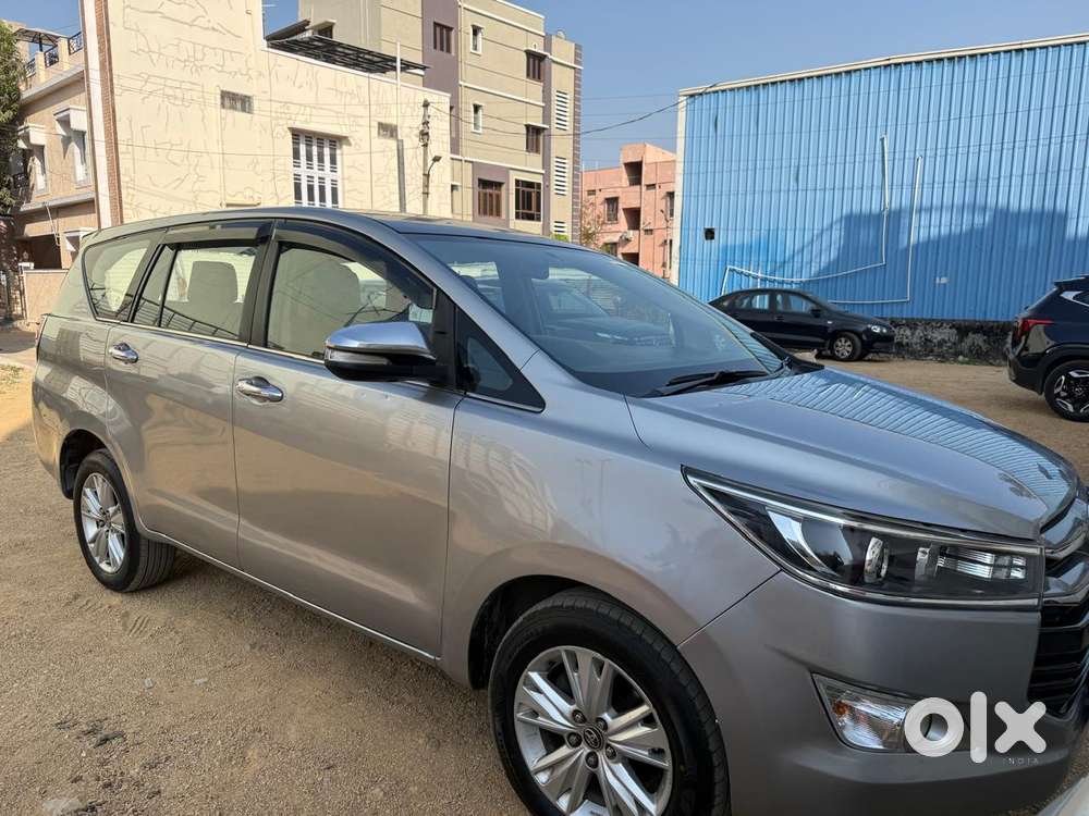 Toyota Innova Crysta 2.8 Zx At, 2016, Diesel