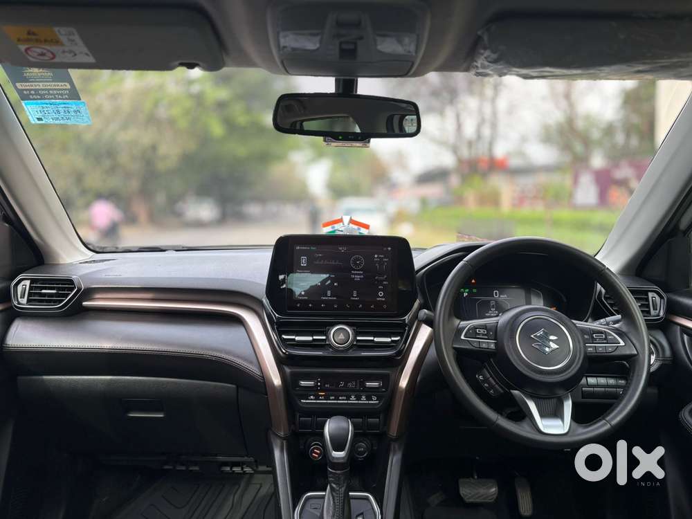 Maruti Suzuki Grand Vitara 1.5 Alpha Plus Intelligent Hybrid Ecvt, 2..
