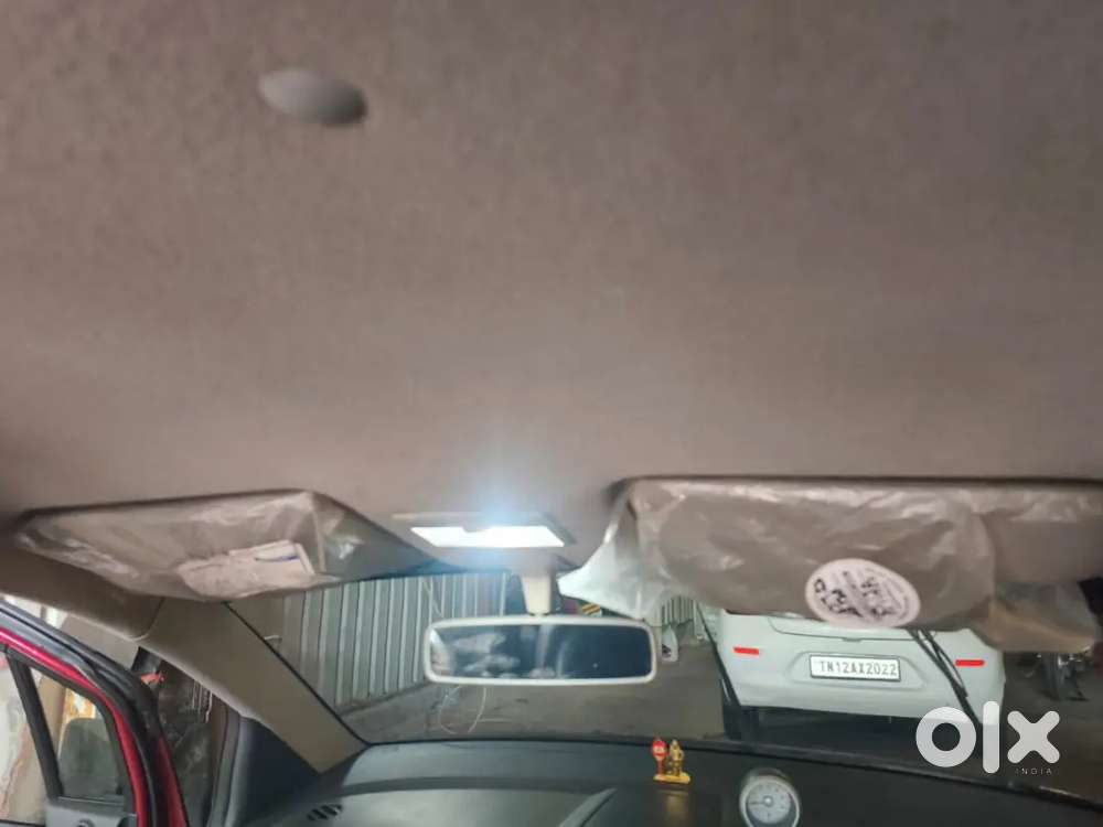 Well Maintained Less Driven Chill Ac  Ps Pw Cl Abs Tyre 70%