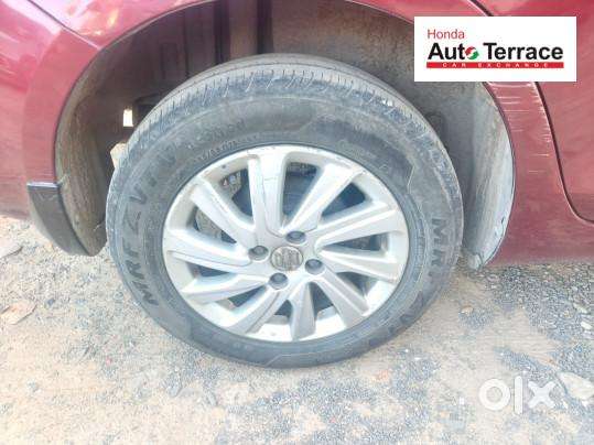 Maruti Suzuki Swift Dzire Amt Zdi, 2016, Diesel