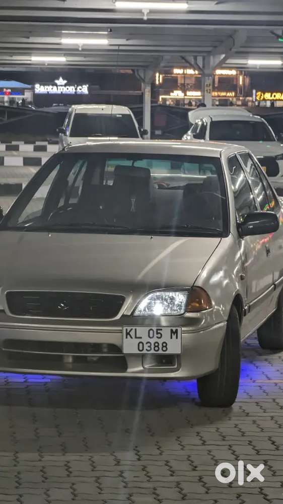 Maruti Suzuki Esteem 2002