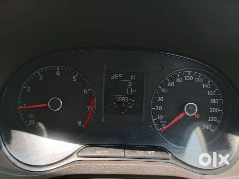 Volkswagen Vento 2010-2013 Petrol Highline At, 2016, Petrol