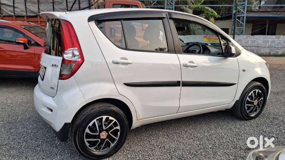 Maruti Suzuki Ritz Vxi, 2015, Petrol
