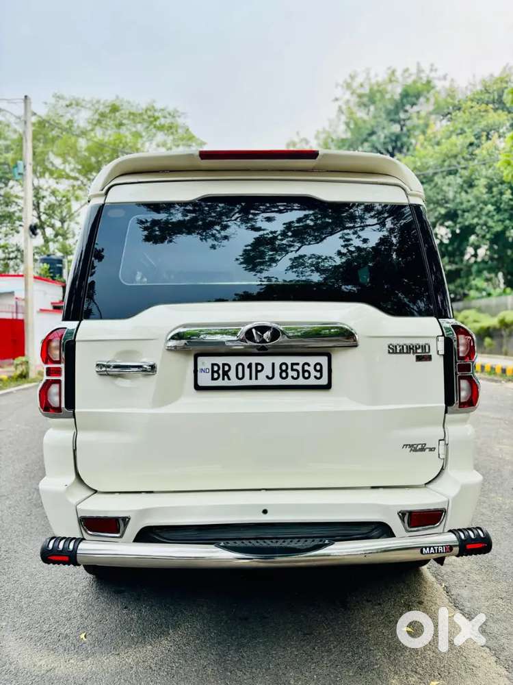 Mahindra Scorpio Classic 2018powerful Diesel Engine, 7-seater, First O