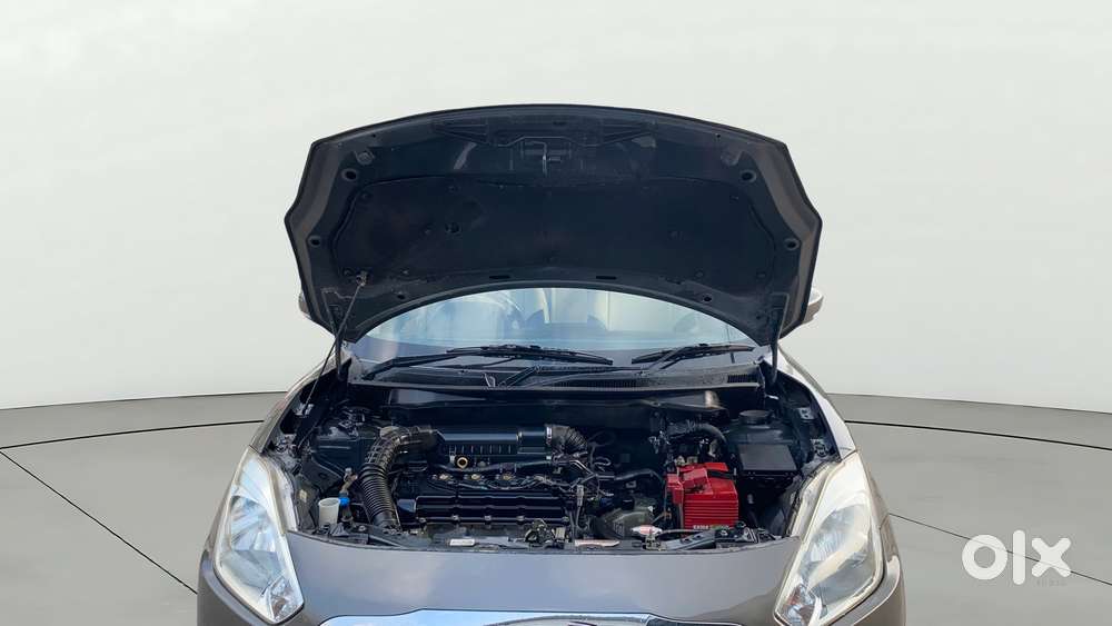 Maruti Suzuki Swift Dzire Amt Zxi, 2018, Petrol