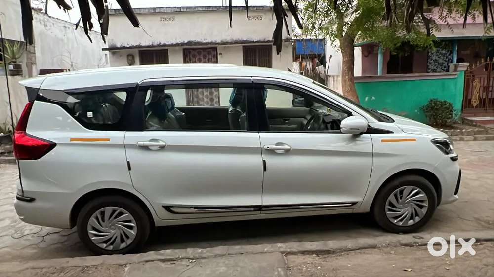 Maruti Suzuki Ertiga 2026 Smart Hybrid 1.5 Vxi