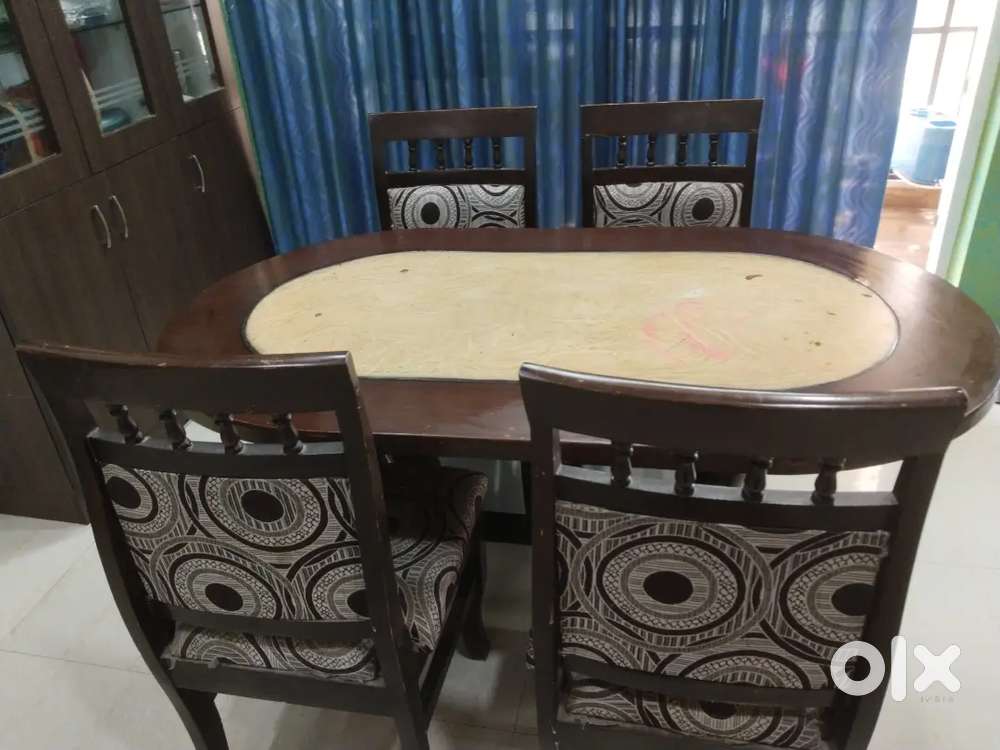 Dining table deals used olx