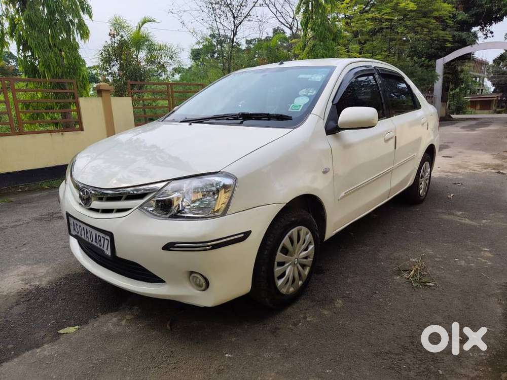 Toyota Etios 2010-2012 J, 2011, Petrol