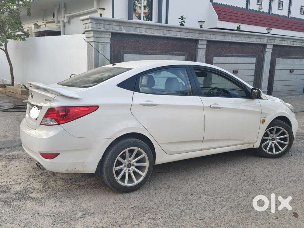 Hyundai Verna Petrol 2013