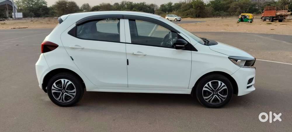 Tata Tiago 1.2 Revotron Xt Cng, 2022, Cng & Hybrids