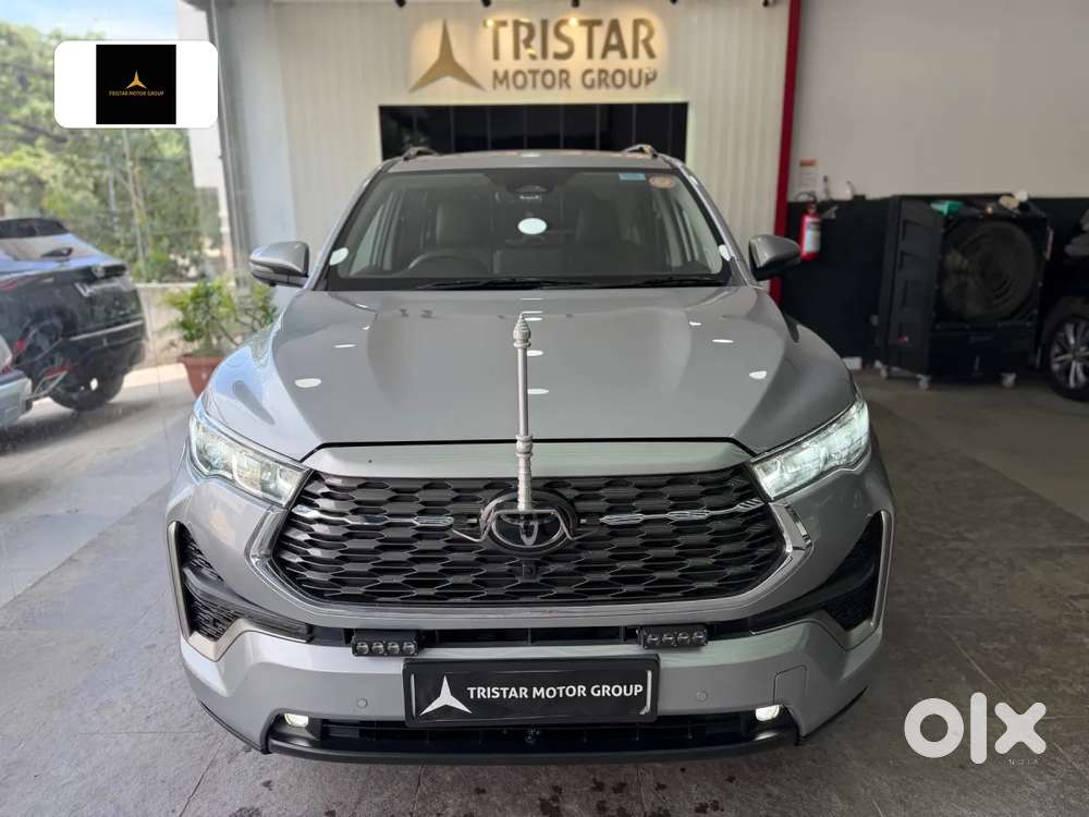 Toyota Innova Hycross, 2025, Petrol