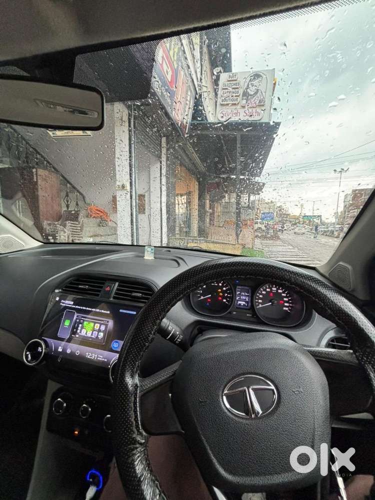 Tata Tiago 2018 Petrol 70000 Km Driven