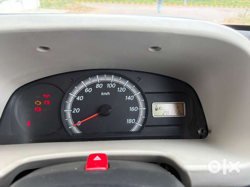 Maruti Suzuki Eeco 5 Str Ac (o), 2022, Petrol