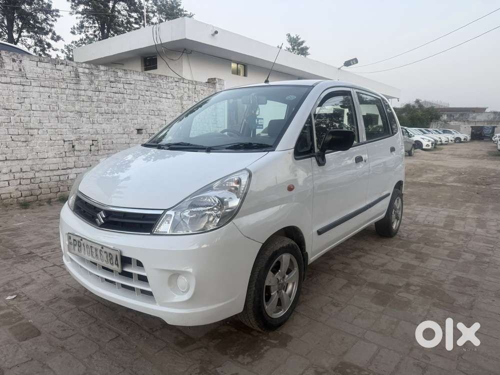 Maruti Suzuki Zen Estilo Lxi Bs Iv, 2011, Petrol