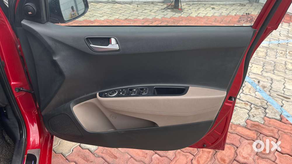 Hyundai Grand I10 [2017-2020] 1.2 Kappa Vtvt Sportz At, 2019, Petrol
