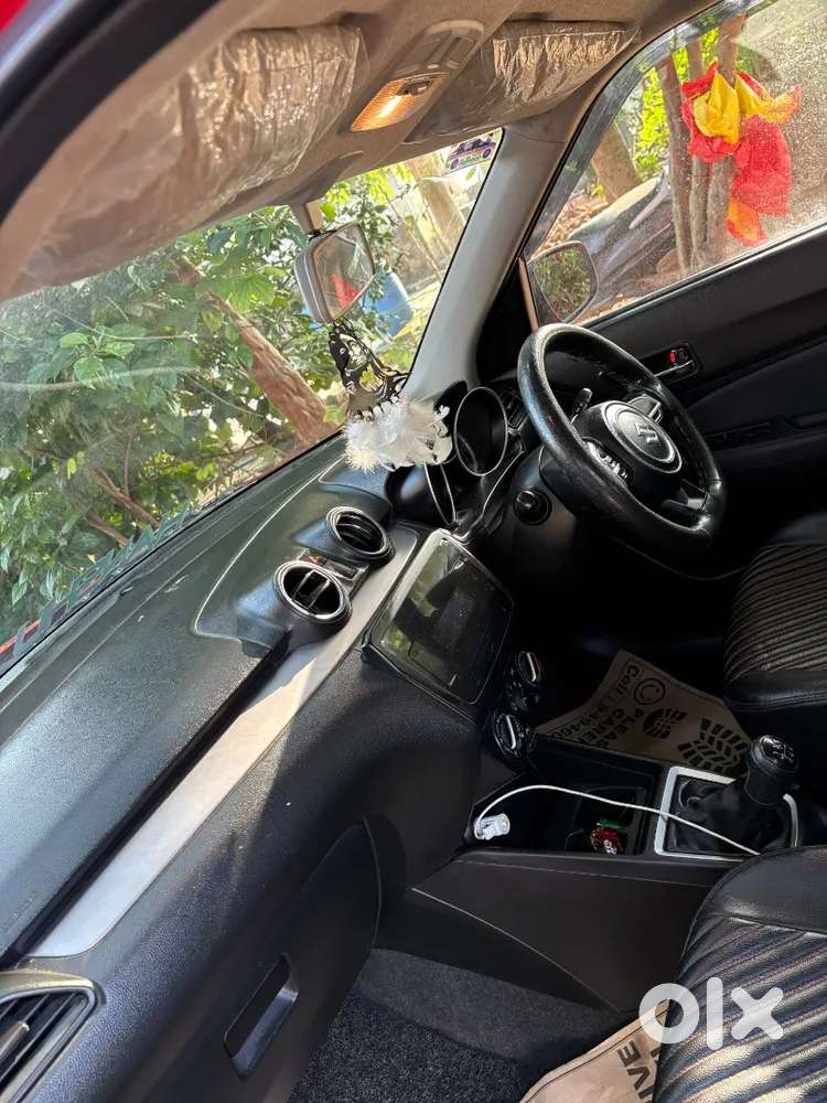 Maruti Suzuki Swift Vxi 2023