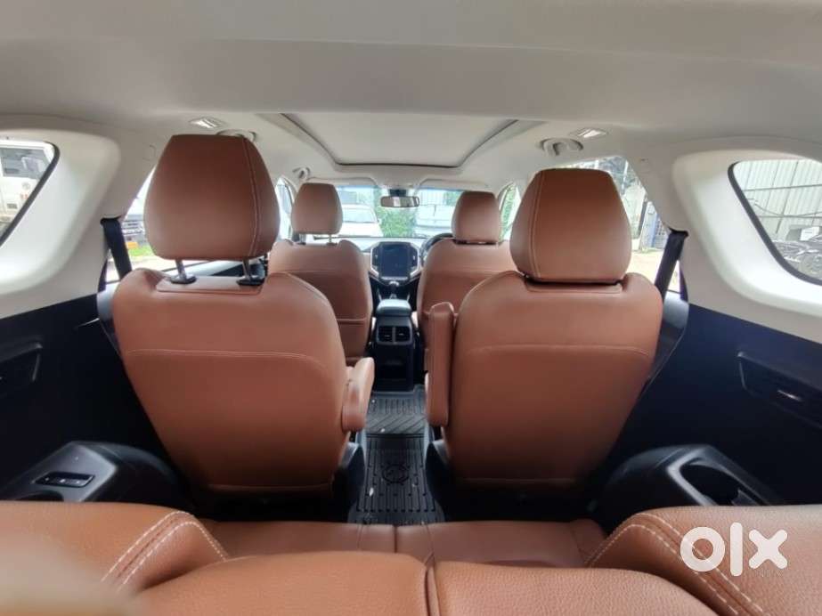 Mg Hector Plus 1.5 Sharp Turbo Cvt 6 Str, 2022, Petrol
