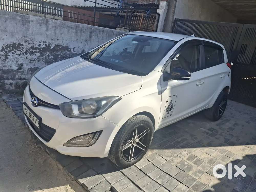 Hyundai New I20 2013 Diesel 124365 Km Driven