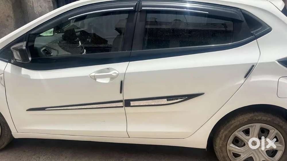Tata Altroz 2023 Petrol Good Condition
