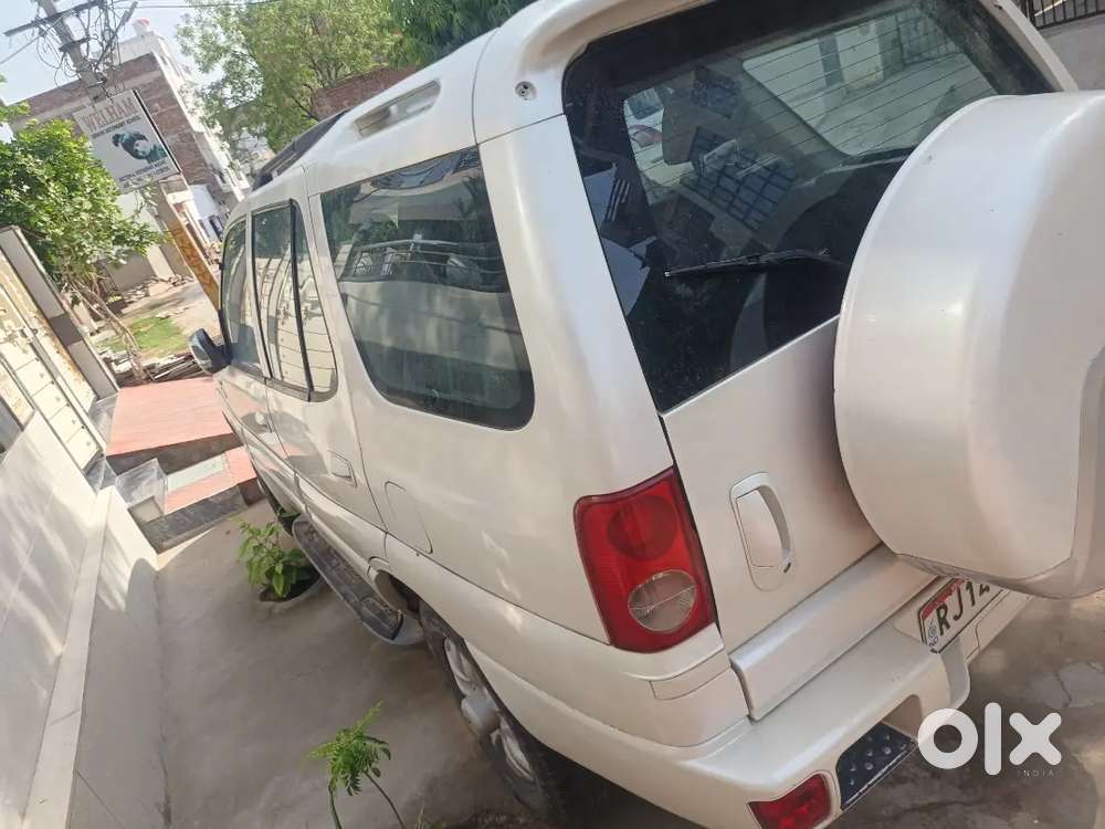 Tata Safari  Decor 2012 Diesel 85000 Km Driven