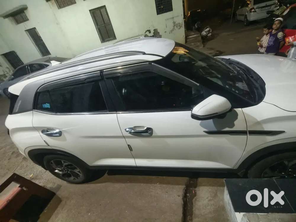 Best Condition One Hand Use