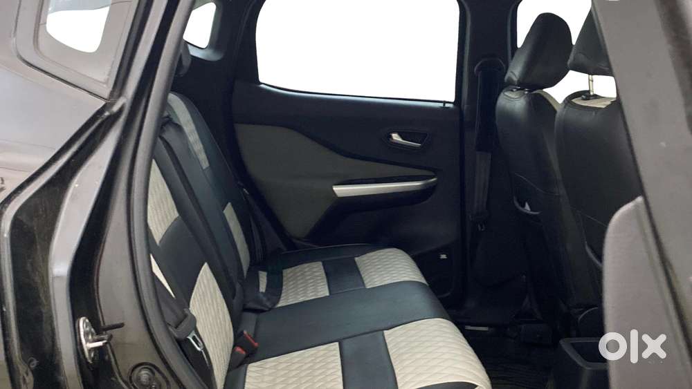 Nissan Magnite 1.0 Xv, 2021, Petrol