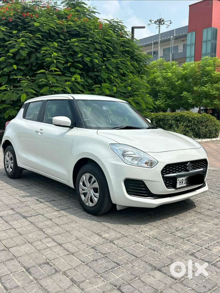 Maruti Suzuki New-gen Swift Vxi, 2023, Petrol