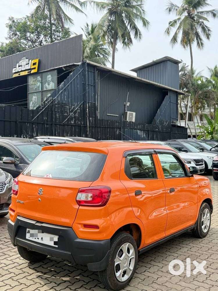 Maruti Suzuki S-presso Vxi Opt, 2022, Petrol