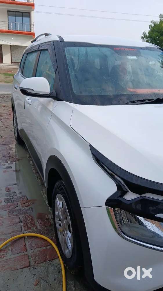 Kia Carens 2024 Premium