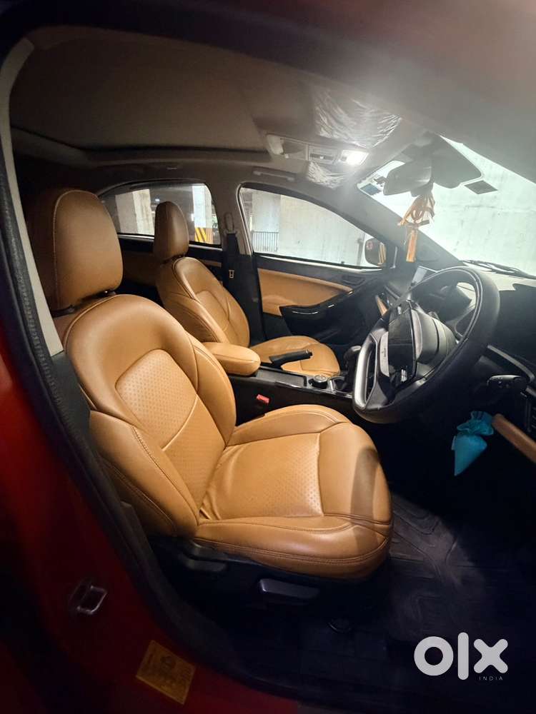 Tata Curvv 2025 Petrol Well Maintained