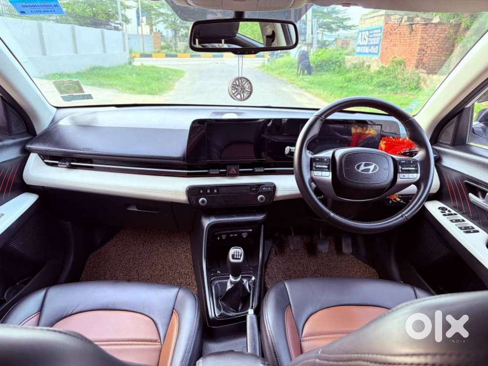 Hyundai Verna Sx 1.5 Petrol Ivt, 2023, Petrol