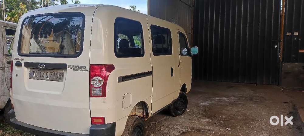 Mahindra Maximo Diesel 2015
