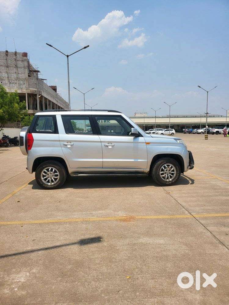 Mahindra Tuv 300 T8, 2015, Diesel