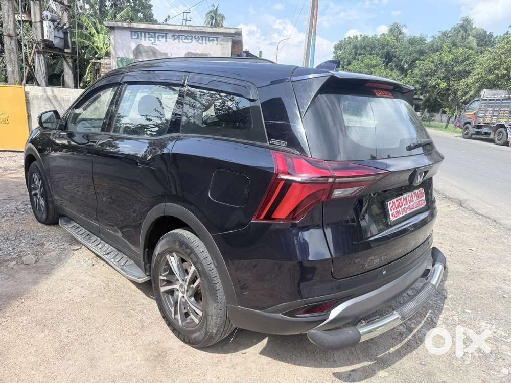 Mahindra Xuv700 2.0 Ax 5 Petrol Mt 7 Str, 2022, Petrol